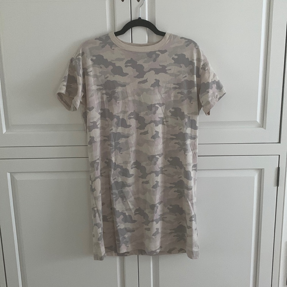 Old Navy Camo T-shirt Dress